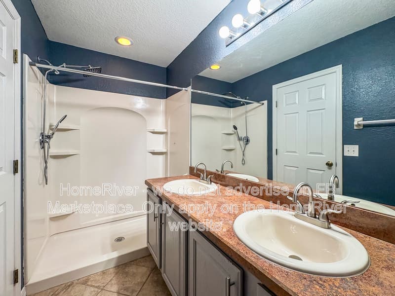 Oxford House: 5094 NE 122nd Blvd