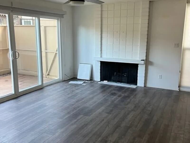 Tustin Condo: 15500 Tustin Village Way
