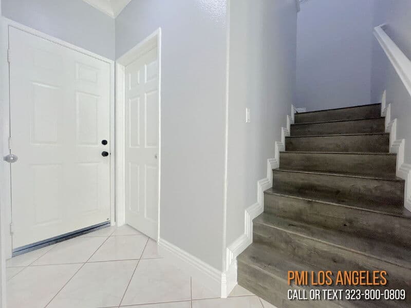 Pacoima House: 12445 Sonoma Drive