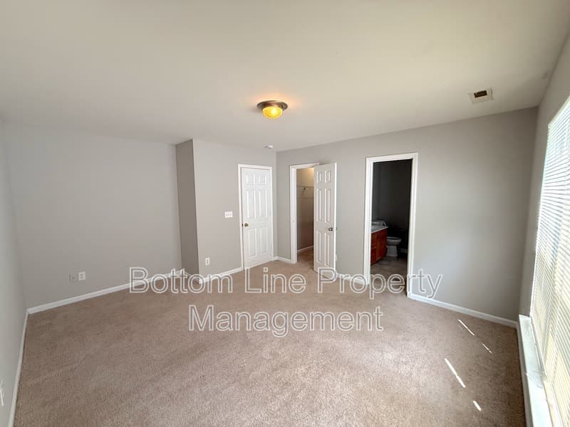 Charlotte House: 1320 Ben Livingston Rd