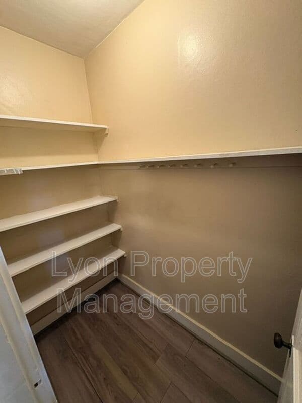 Woonsocket Condo: 352 Manville Rd