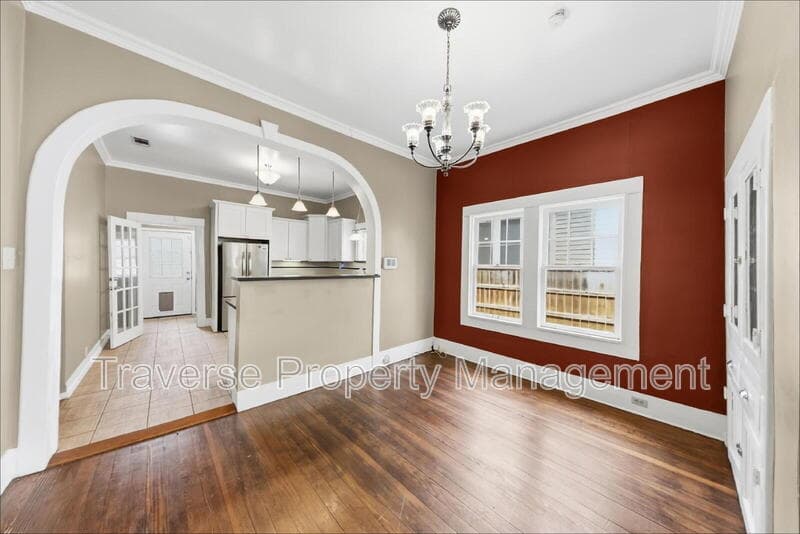 Fort Worth House: 1816 Washington Ave