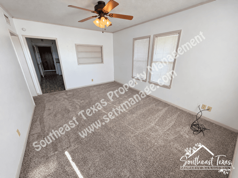 Groves House: 6129 Howe Street