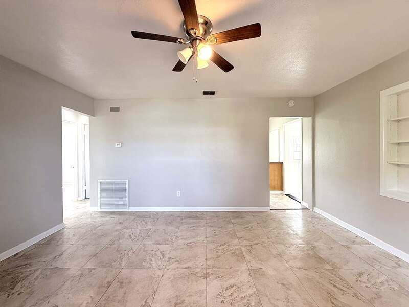 Clearwater House: 1791 Sylvan Drive