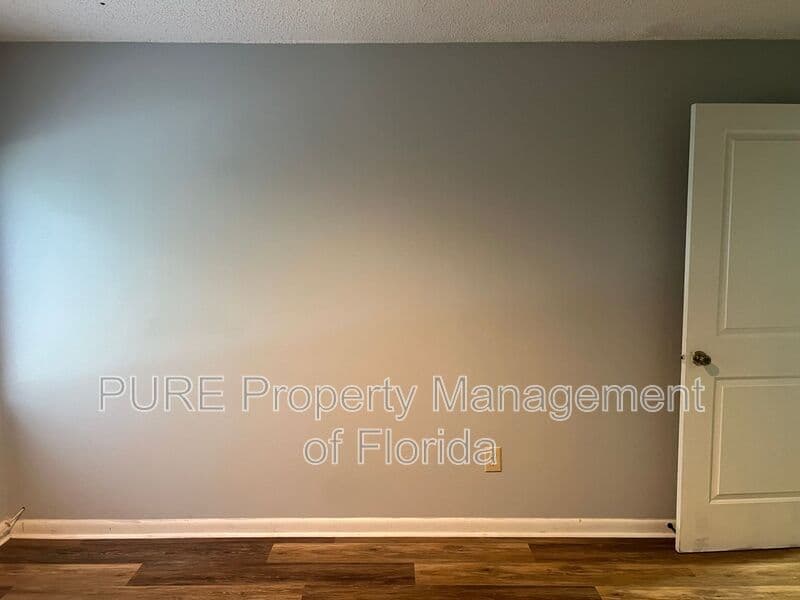 Ocala House: 629 NE 28th Avenue