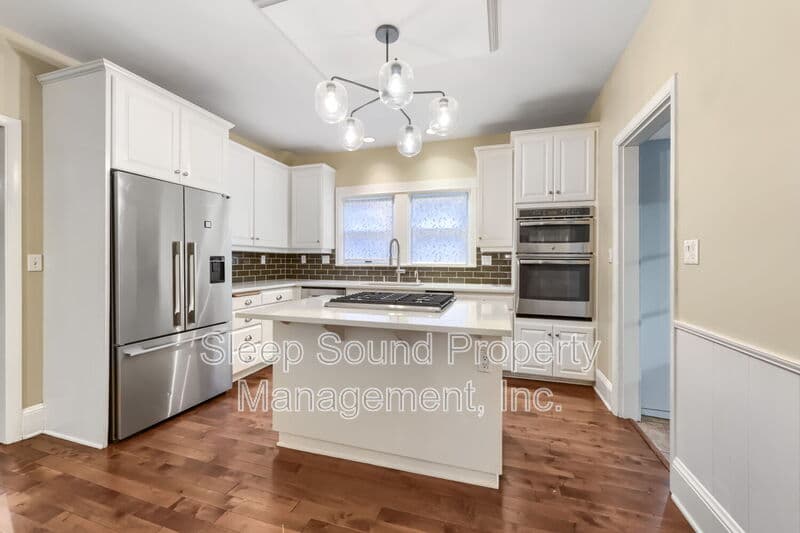 Portland House: 3835 SE Ankeny Street