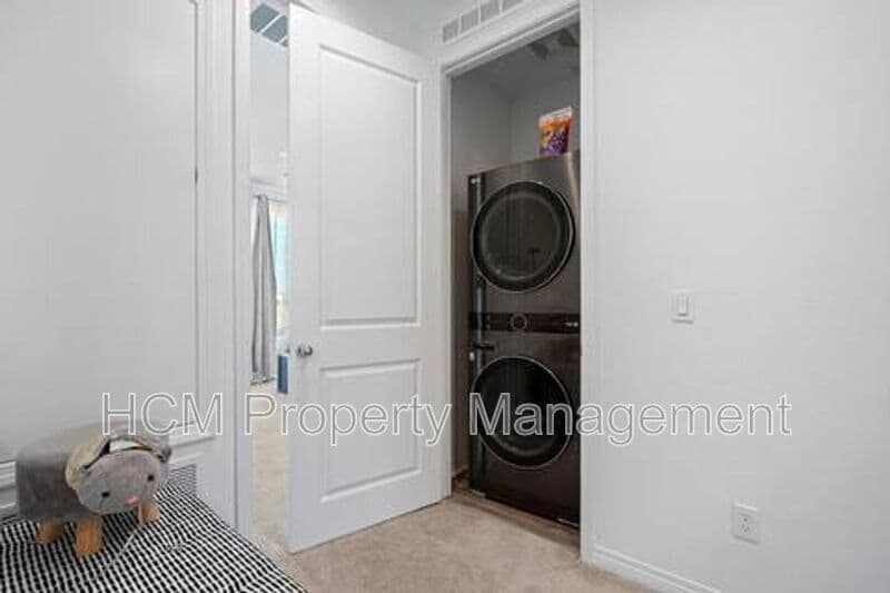 Irvine House: 102 Keeper