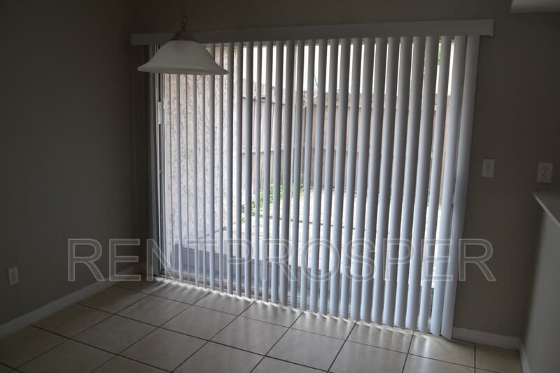 Orlando Condo: 2000 Ludlow Lane