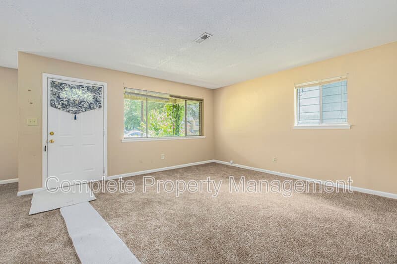 Birmingham House: 3400 Walnut Avenue Southwest