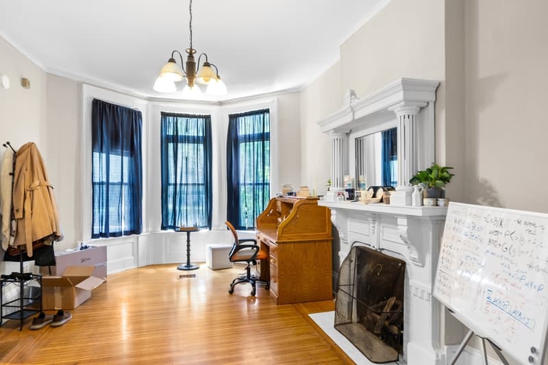 Syracuse Condo: 1105 E Genesee St - 1