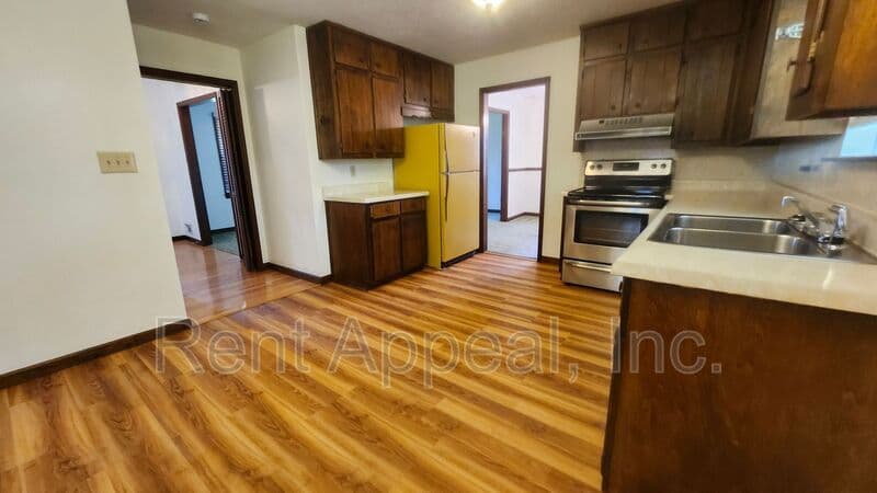 Lawrenceville House: 2023 Poplar Rdg