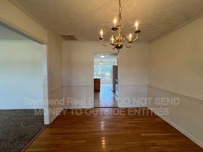 Raeford House: 121 Bugle Call Drive