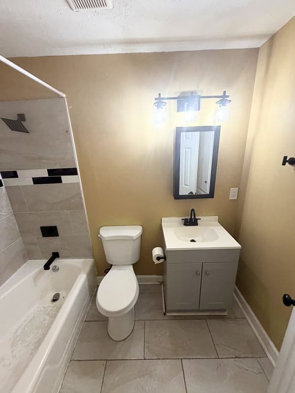 Columbus Condo: 39 Ticknor Drive - 2