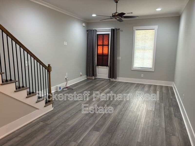 Columbus House: 8115 Dreamboat Drive