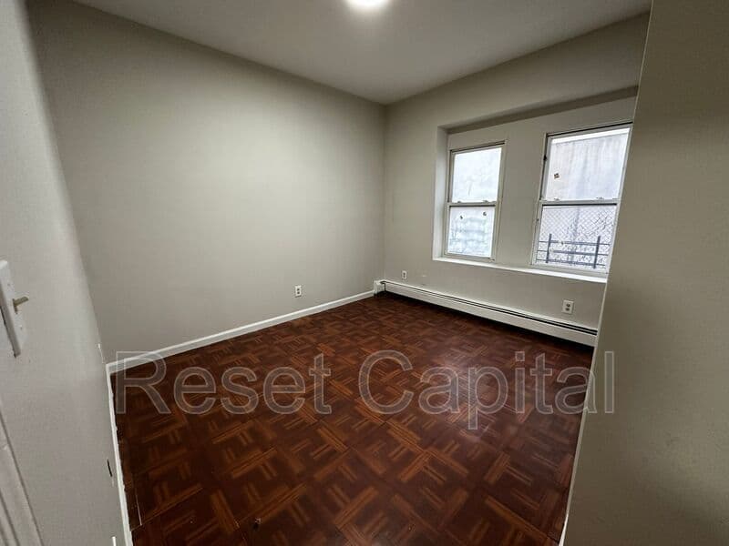 Newark Condo: 234 6th Avenue