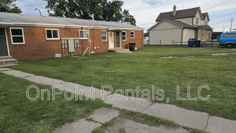 Westland Condo: 5903 North Wayne Road