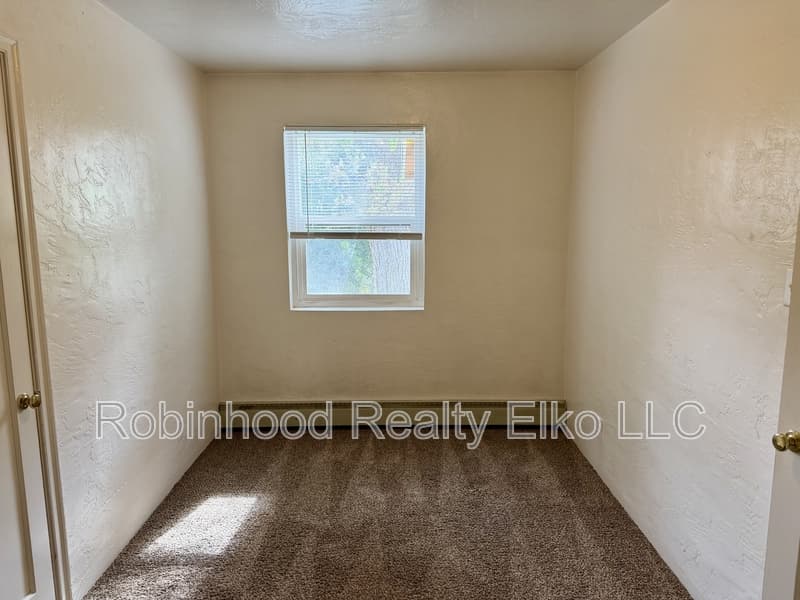 Elko Condo: 1183 3rd Street #3