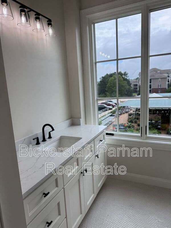 Columbus Condo: 6801 River Rd Building I