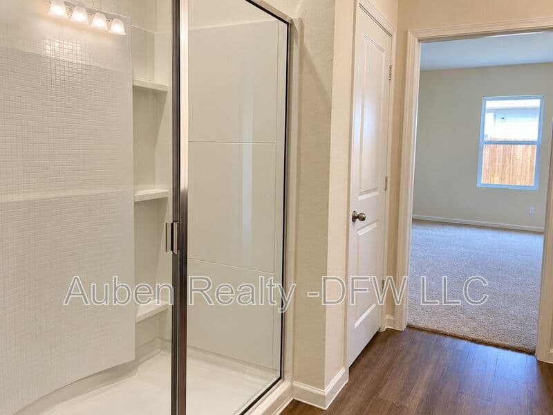 Fort Worth House: 6525 Trident Court