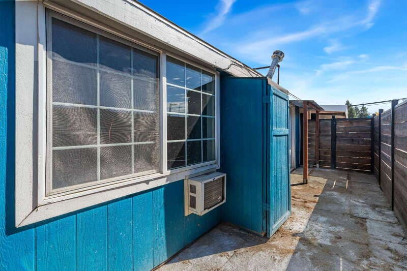 Sacramento House: 1516B McAllister Avenue