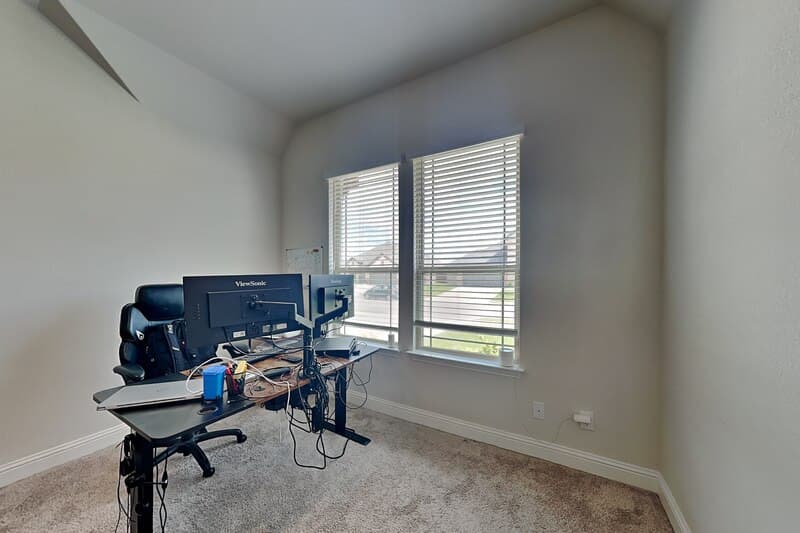 Forney House: 335 Chapel Hill Dr