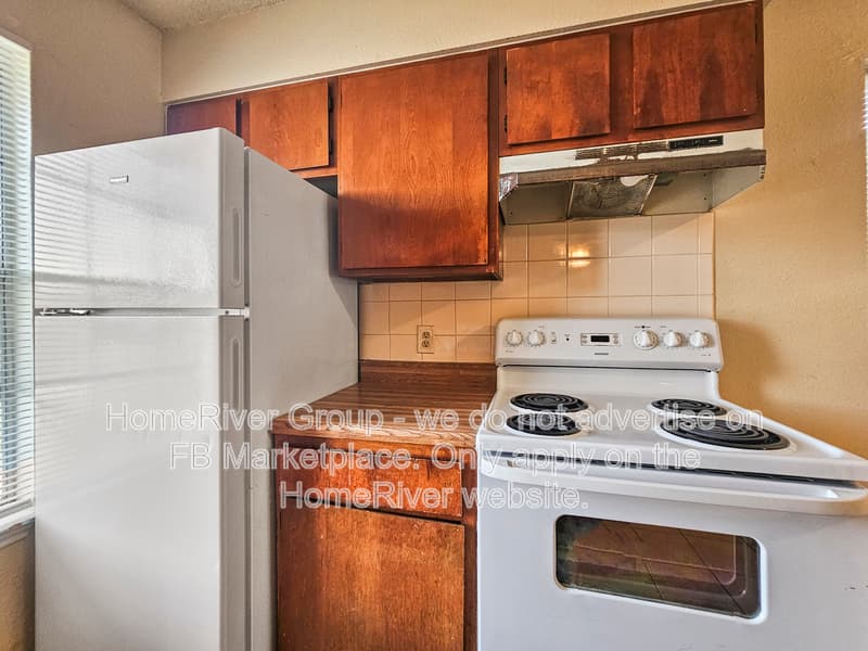 San Antonio House: 808 W Olmos Dr