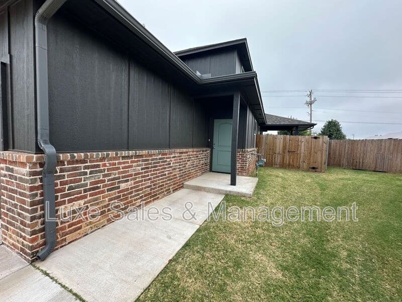 Oklahoma City House: 10516 Utica Drive