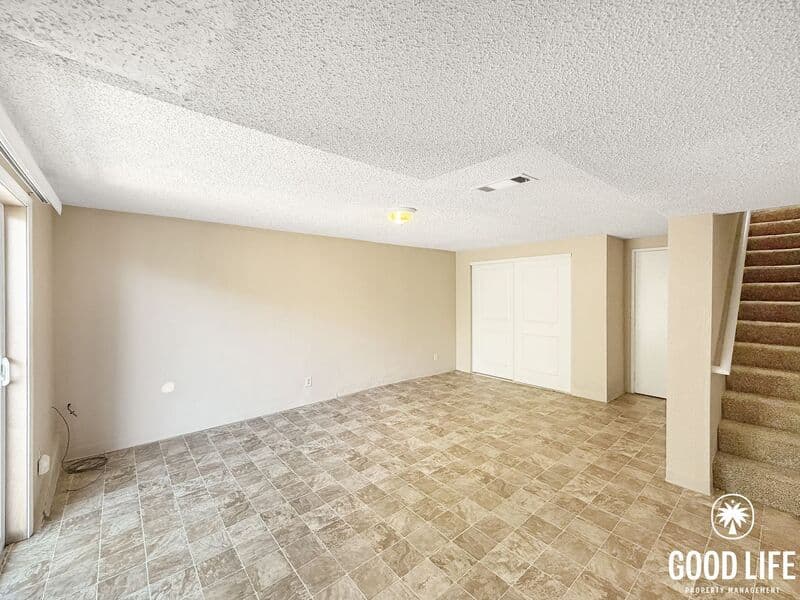 San Diego House: 2506 44th St