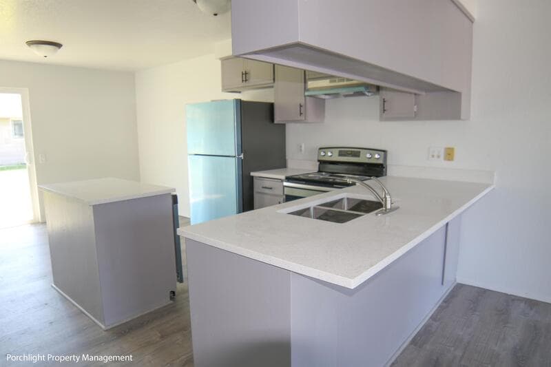 Lynden Condo: 1335 Main Street - D