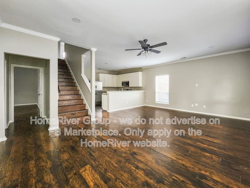 Houston House: 14711 Scenic Sky Way