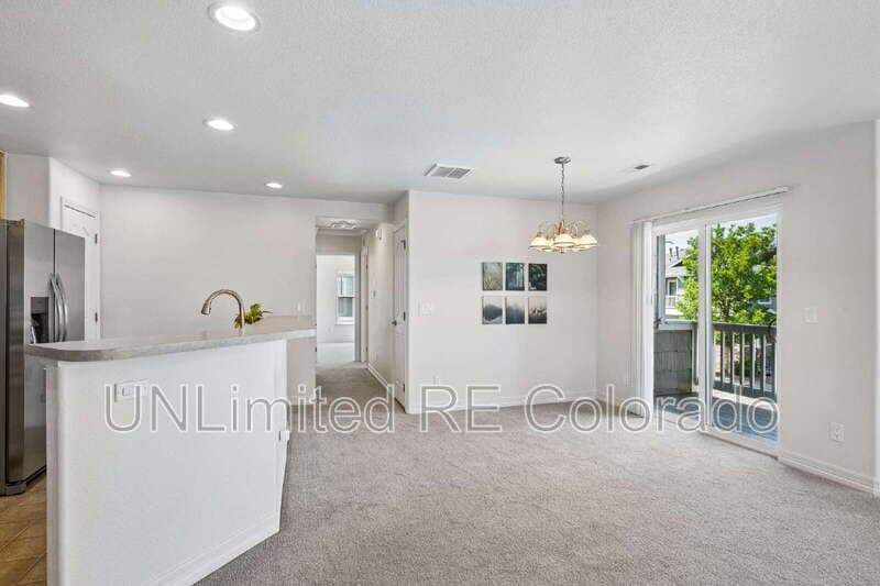 Parker Condo: 17315 Waterhouse Cir