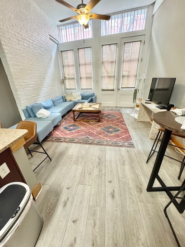 Richmond Condo: 114 Virginia St