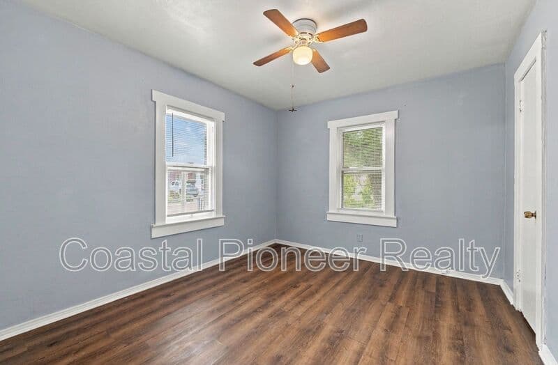Tampa House: 1603 E 29th Ave