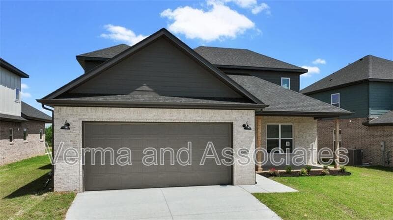 Centerton House: 1221 Mammoth St
