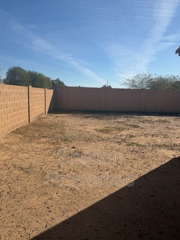 Phoenix House: 5317 S 16th Dr