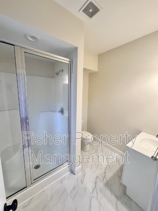 Richmond House: 2212 Carrington St