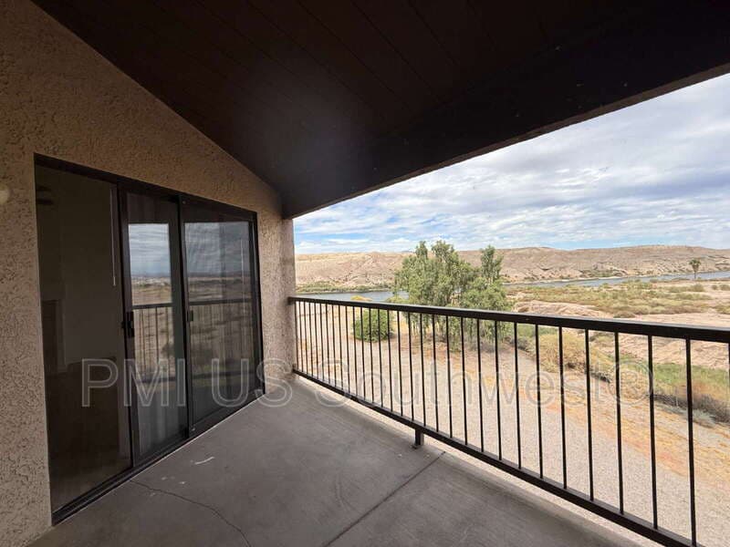 Bullhead City Condo: 1611 Highway 95