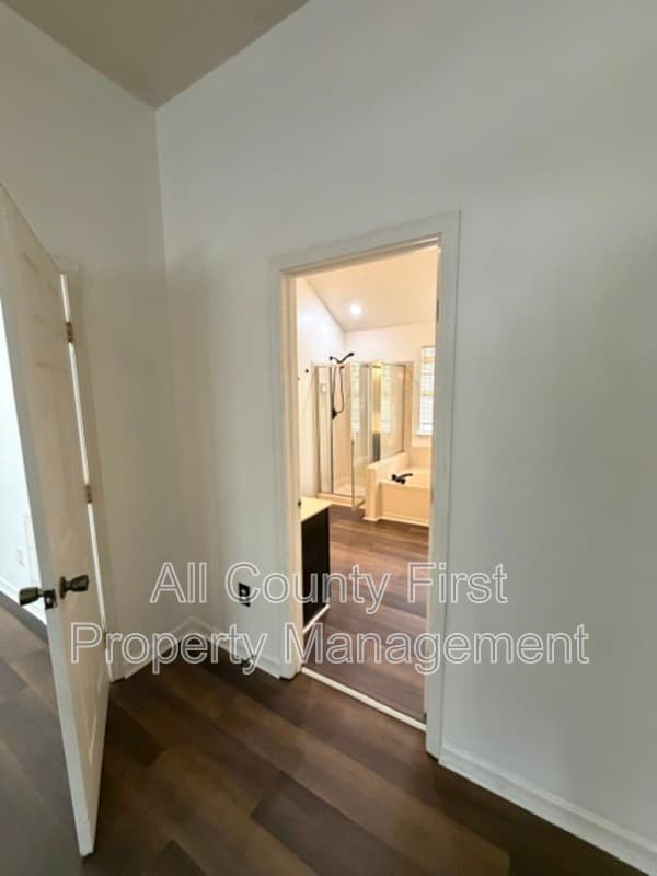 Stone Mountain House: 4932 Wedgewood Place