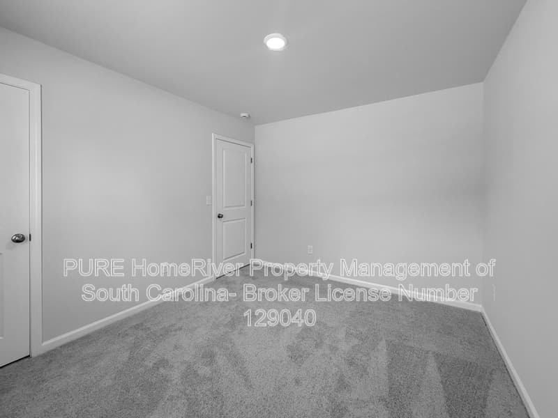 Spartanburg House: 483 Sundown Dr