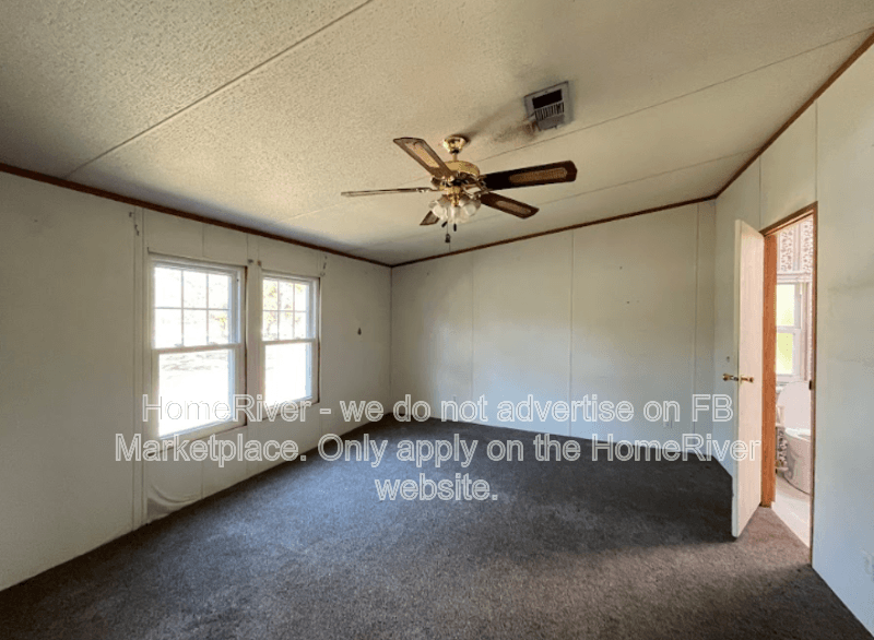 Spring Hill House: 17344 Dalberg Dr