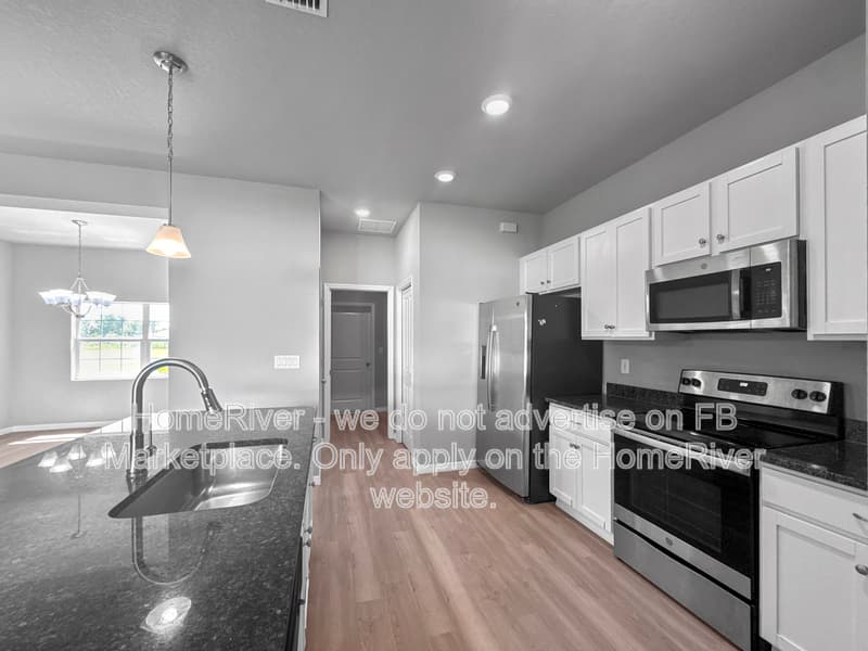 Cape Coral House: 1128 NW 20th Pl