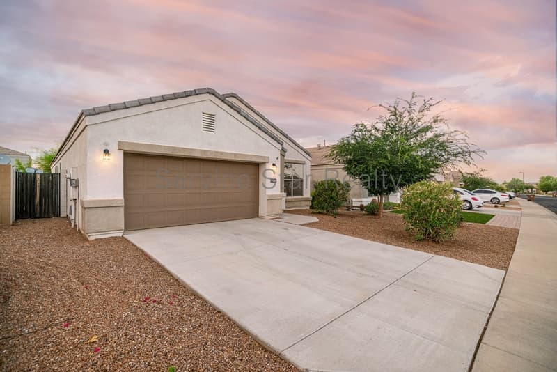 San Tan Valley House: 4086 W Maggie Dr