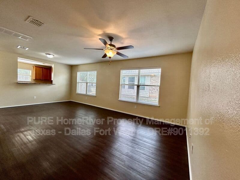 Haslet House: 809 San Miguel Trl