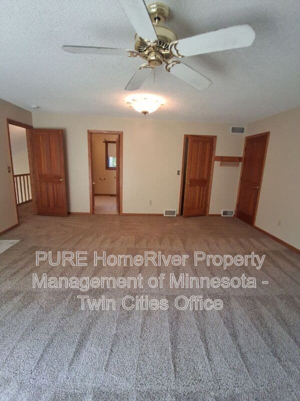 Northfield House: 1468 90th St W