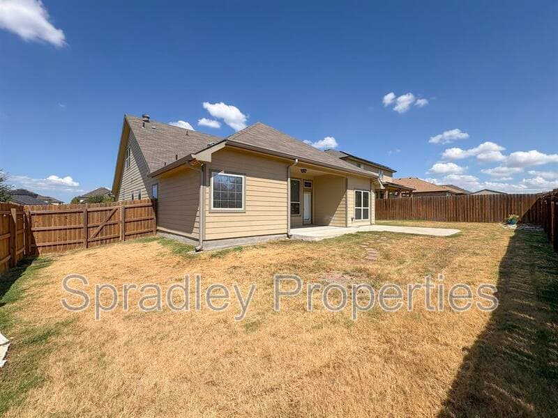 Temple House: 1131 Kiskadee Branch