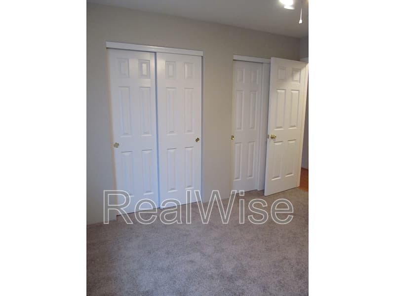 Medford House: 3015 Merriman