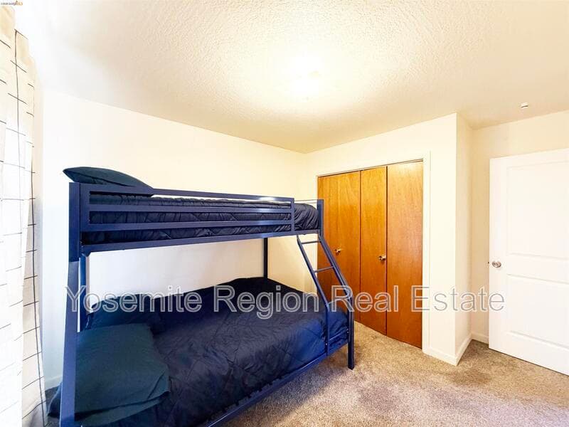 Groveland House: 20790 Ferretti Road