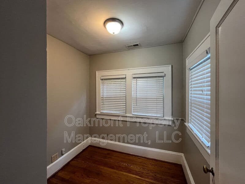 Fayetteville House: 105 Peachtree Street