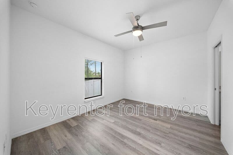 Lehigh Acres House: 4716 29th St SW