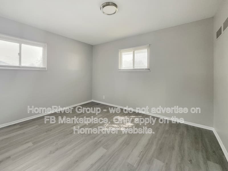 Saint Louis House: 218 Ben Nevis Rd